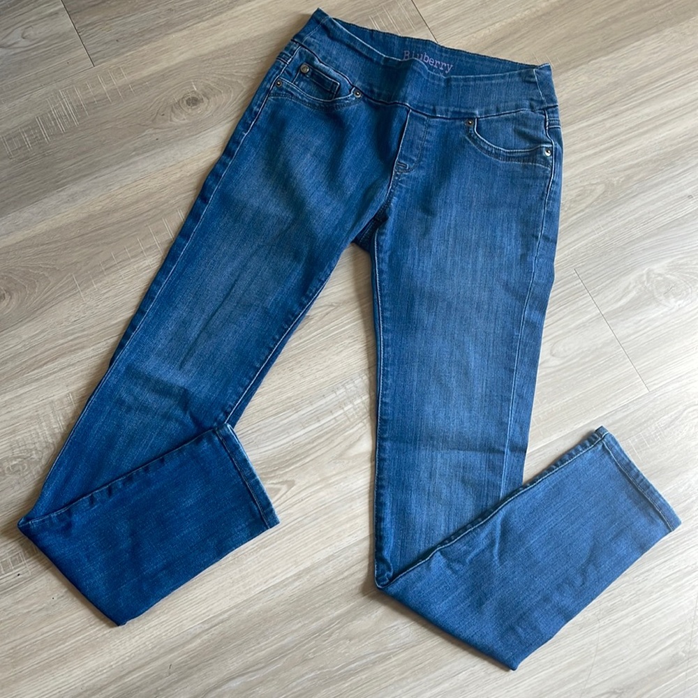 Blueberry Denim 💙👖 pull on jeans 🤩